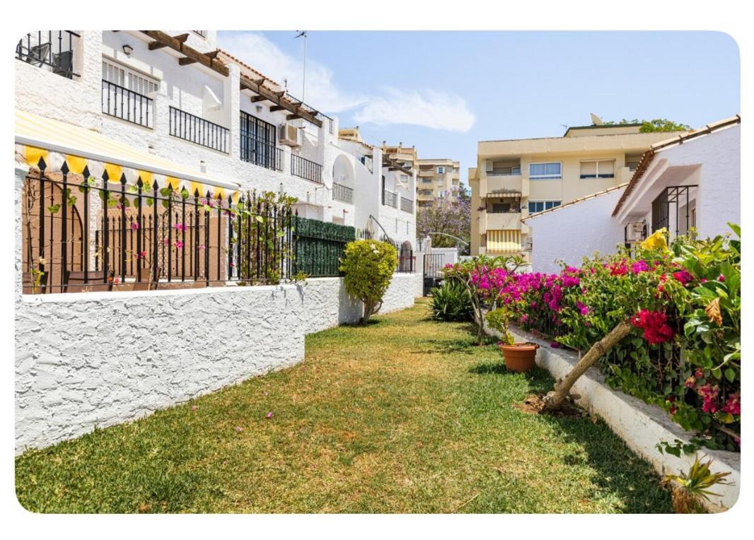 토레몰리노스 La Casa En La Carihuela Playa A 4 Minutos A Pie 빌라 외부 사진